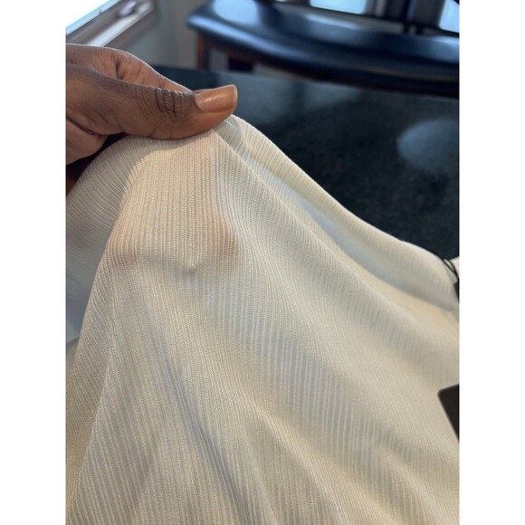 St. John Ivory Boat Neck Blouse Large K914QF1 NWT (Minor Flaws) - Picture 13 of 15